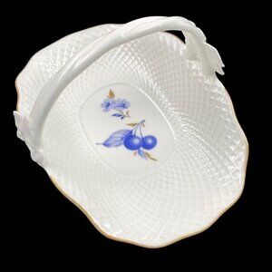 Mikasa Bone China Oval Basket Fruit Bouquet  Japan White Blue B2105